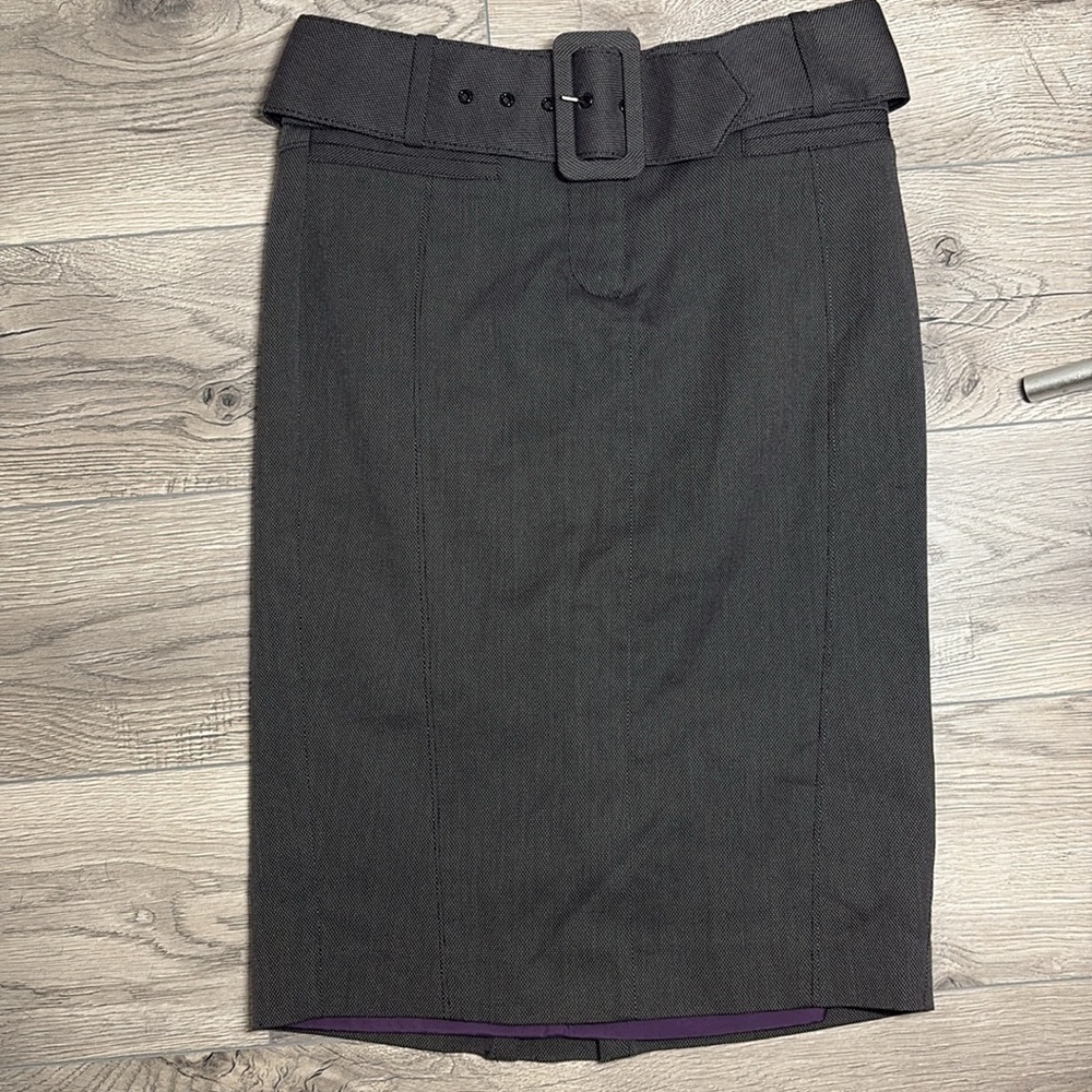 BEBE Zig Zag Stitch Pencil Skirt